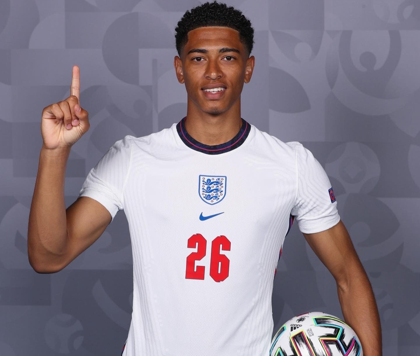 全球足球联赛本土U21球员出场时间占比排名：澳超榜首（澳超居首：全球联赛本土U21出场时间占比榜）