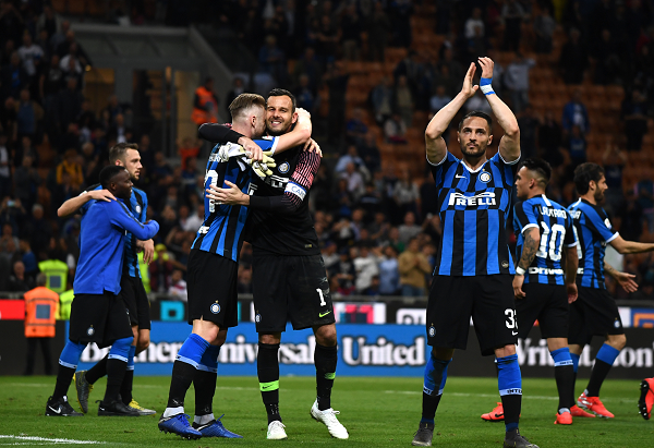 迪马：普利希奇病情好转，已前往都灵与球队会合（迪马：普利希奇恢复良好，已抵都灵与球队合流）