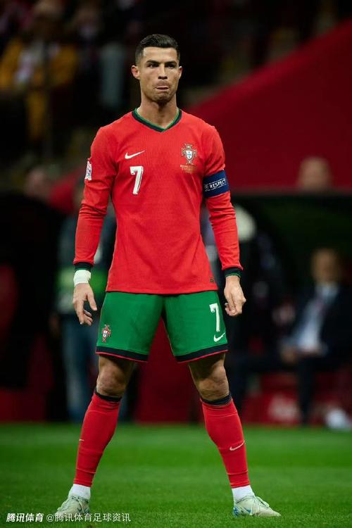 U22国足vs韩国U22：拜合拉木、汪士钦、王博豪首发，李昊出战（U22国足对阵韩国U22：拜合拉木、汪士钦、王博豪首发，李昊登场）