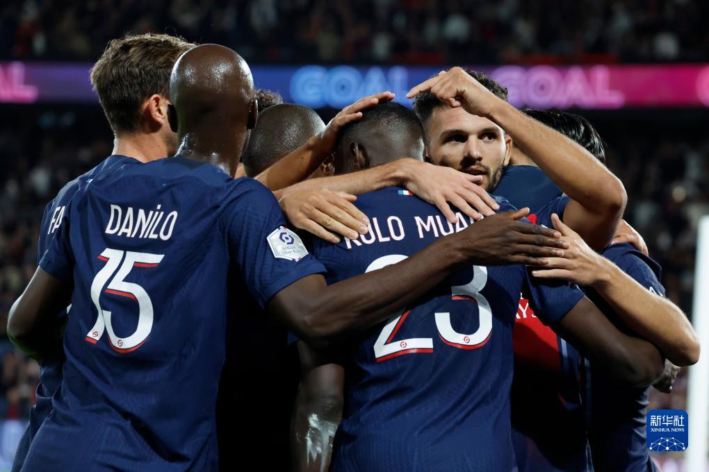 CBA球员最佳阵容提名：前三竞争激烈,（CBA最佳阵容提名公布：前三席位竞争白热化）