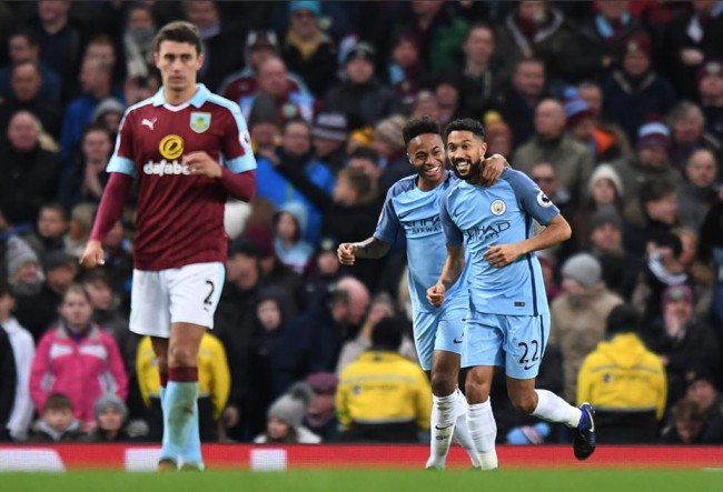 湖人詹姆斯关键封盖锁定胜局（詹姆斯关键盖帽助湖人锁定胜利）