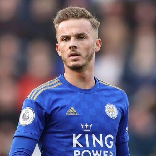 记者：金玟哉因牙齿和肌肉问题将缺席与海登海姆的比赛（因牙齿与肌肉问题，金玟哉无缘对阵海登海姆一战）