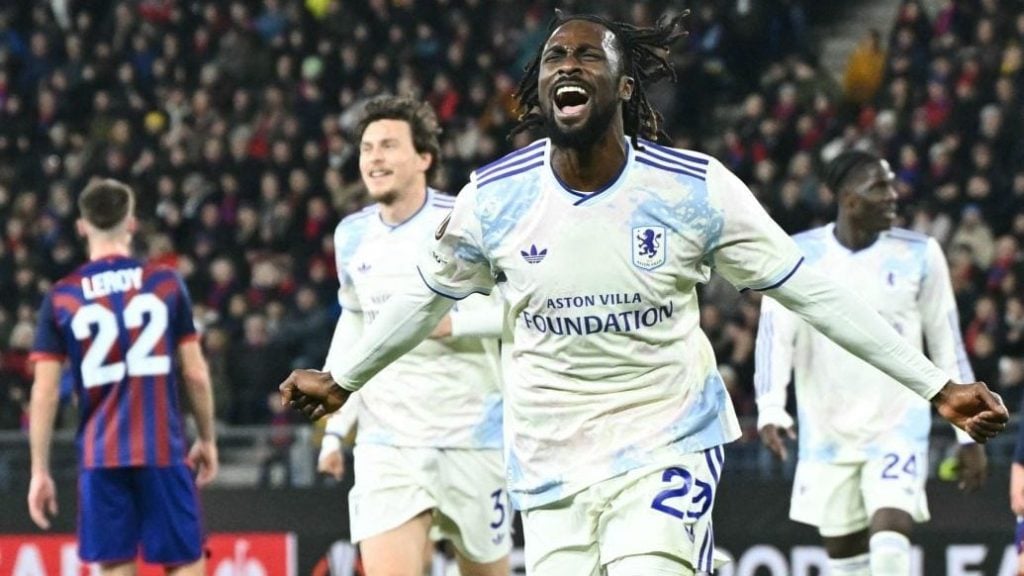 半场战报：都灵2-2比萨，切-亚当斯、乔瓦尼-西蒙尼破门，莫雷奥两球（上半场战况：都灵2-2比萨，切-亚当斯、乔瓦尼-西蒙尼破门，莫雷奥梅开二度）